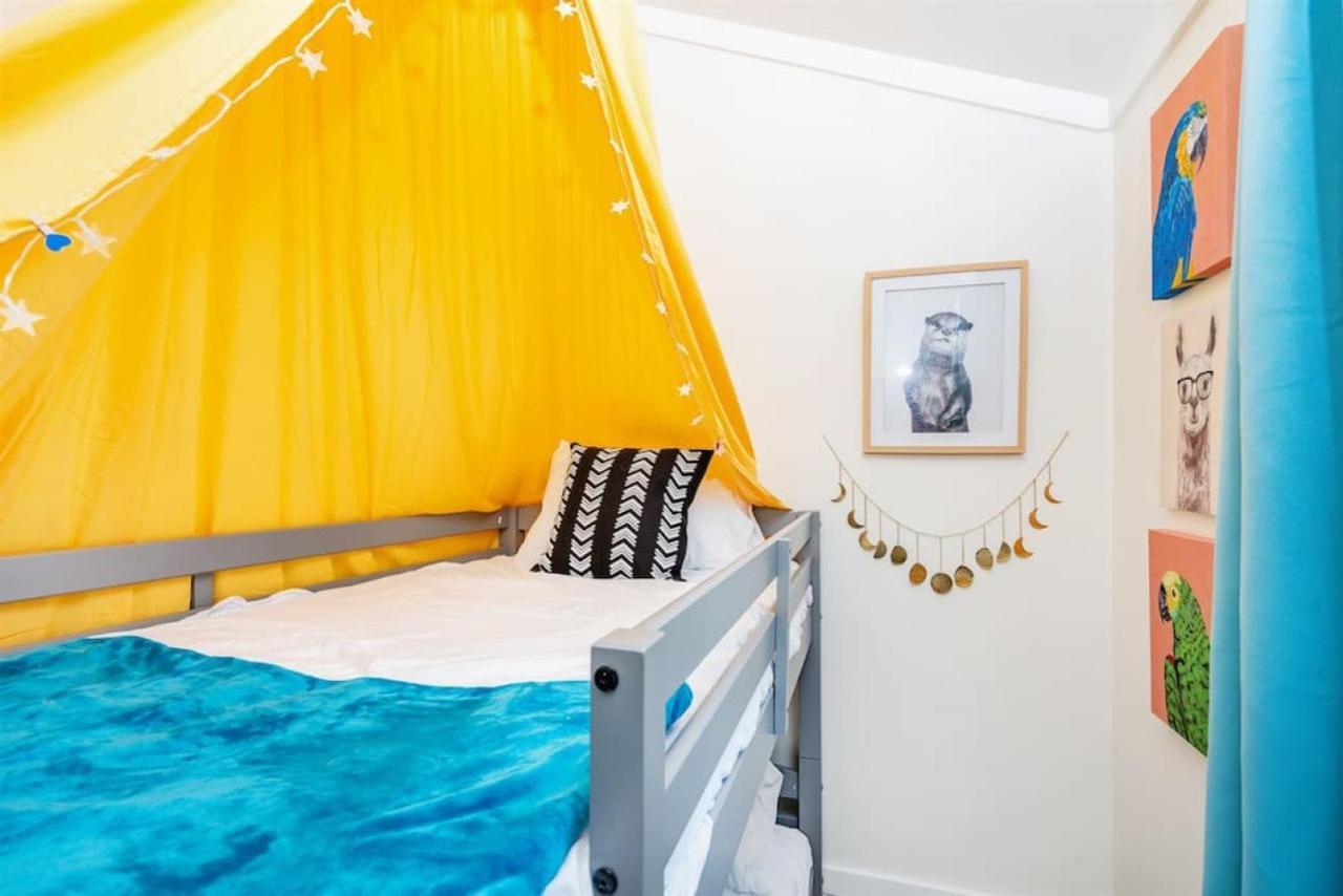 5 Cozy Casita Lux Tiny House, Firepit, 5 Mins To Downtown 甘特斯维尔 外观 照片