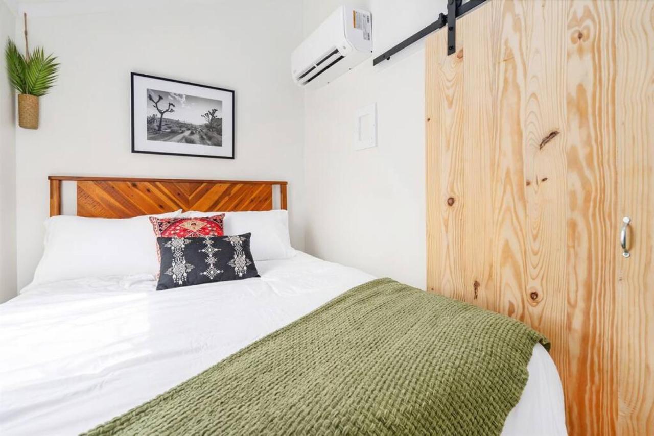 5 Cozy Casita Lux Tiny House, Firepit, 5 Mins To Downtown 甘特斯维尔 外观 照片
