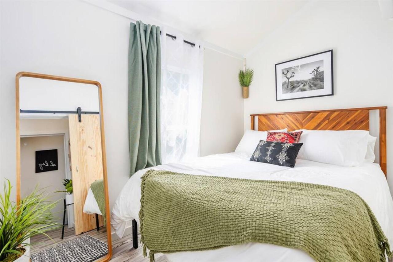 5 Cozy Casita Lux Tiny House, Firepit, 5 Mins To Downtown 甘特斯维尔 外观 照片