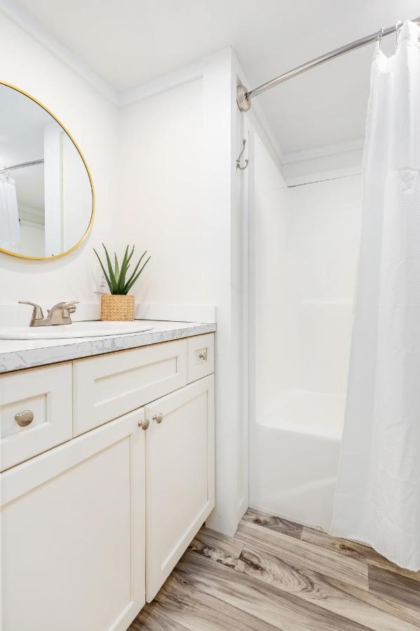 5 Cozy Casita Lux Tiny House, Firepit, 5 Mins To Downtown 甘特斯维尔 外观 照片